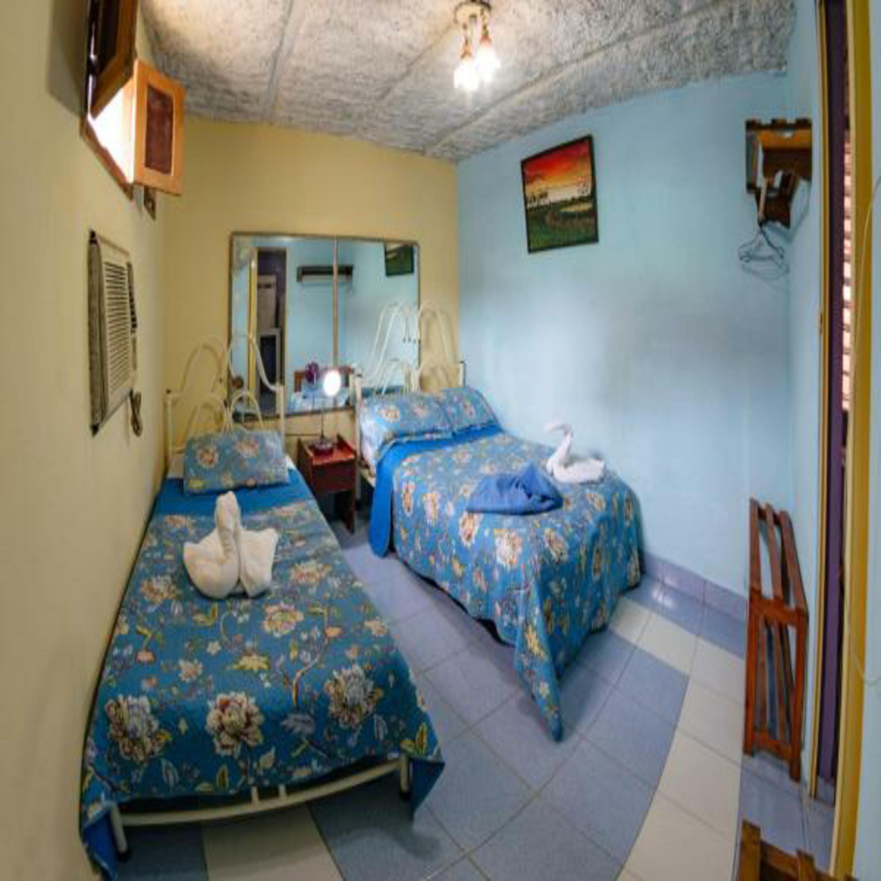 Casa Colonial Carmen Bed and Breakfast Havana Buitenkant foto