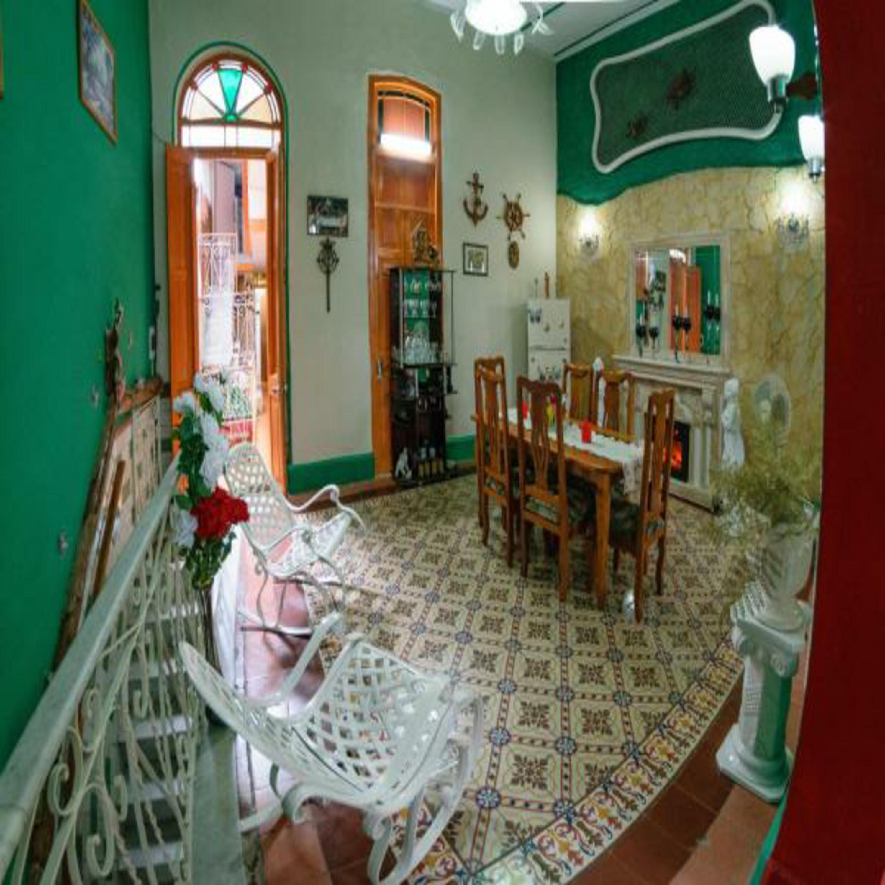 Casa Colonial Carmen Bed and Breakfast Havana Buitenkant foto