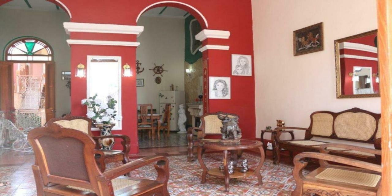 Casa Colonial Carmen Bed and Breakfast Havana Buitenkant foto